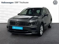 Gris Utilisé 2020 VW Tiguan SUV | 23 989 € (Prix juste)