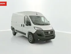Gris Utilisé 2023 Fiat Ducato Van | 46 680 €
