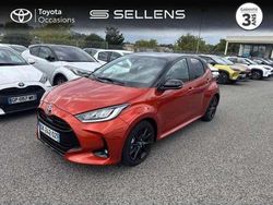 Bi ton orange colora Utilisé 2022 Toyota Yaris Hybrid Berline | 21 880 € (Prix assez cher)