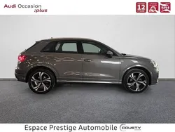 Gris chronos métallisé Utilisé 2023 Audi Q3 S-Line SUV | 38 890 € (Prix juste)