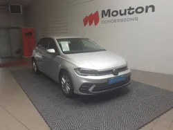 Gris Utilisé 2023 VW Polo S Berline | 19 900 € (Prix juste)