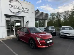 Rouge Utilisé 2021 Peugeot 208 GT Citadine | 17 990 € (Prix assez cher)