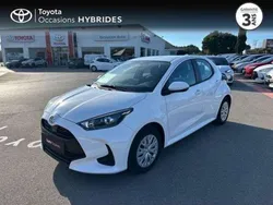 Utilisé 2024 Toyota Yaris Hybrid Berline | 21 490 € (Prix juste)