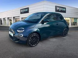 Ocean green métal Nouvelle 2025 Fiat 500e La Prima Berline | 29 990 €