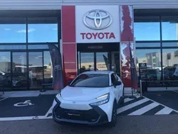 Utilisé 2024 Toyota C-HR Design SUV | 28 990 € (Prix juste)