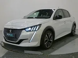 Blanc Utilisé 2021 Peugeot e-208 GTi Citadine | 14 690 € (Bon prix)