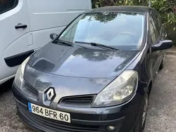 Utilisé 2006 Renault Clio II Dynamique Berline | 2 300 € (Prix juste)