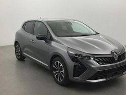 Utilisé 2025 Renault Clio V Techno Berline | 19 990 € (Prix juste)