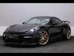 Porsche 718 Cayman GT4