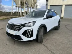Blanc Utilisé 2024 Peugeot 2008 Allure SUV | 18 800 € (Bon prix)