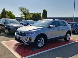 Utilisé 2022 VW T-Roc Life SUV | 23 990 € (Prix juste)