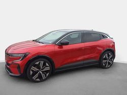 Rouge Occasion 2022 Renault Megane E-Tech Iconic Berline | 22 990 € (Prix juste)