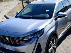 Gris Utilisé 2021 Peugeot 5008 Allure Monospace | 17 990 € (Prix assez cher)