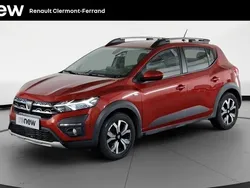 Rouge Utilisé 2021 Dacia Sandero Comfort Citadine | 14 590 € (Prix assez cher)