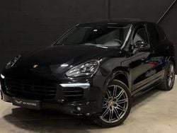 Noir Occasion 2017 Porsche Cayenne SUV | 46 990 € (Prix assez cher)