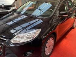 Utilisé 2014 Ford Focus Trend Berline | 6 990 € (Prix juste)