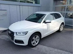 Blanc Utilisé 2017 Audi Q5 Design SUV | 26 900 € (Prix juste)