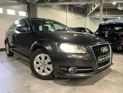 Gris Utilisé 2011 Audi A3 Sportback Ambition Break | 6 400 € (Prix juste)
