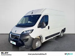 Blanc Utilisé 2022 Peugeot Boxer Premium Van | 26 490 € (Prix assez cher)