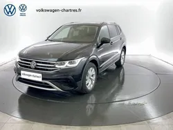 Noir Nouvelle 2025 VW Tiguan Allspace R-line SUV | 49 970 € (Prix juste)