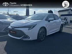 Blanc Utilisé 2024 Toyota Corolla Design | 25 990 € (Prix juste)
