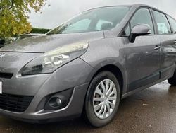 Gris Utilisé 2009 Renault Grand Scénic III Dynamique Monospace | 5 990 €