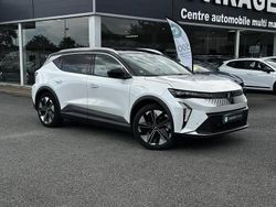 Blanc Utilisé 2024 Renault Scénic Techno Monospace | 31 890 €