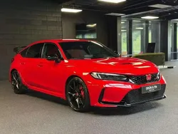 Rouge Utilisé 2024 Honda Civic Type R Berline | 45 990 € (Prix juste)