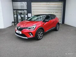 Rouge Utilisé 2021 Renault Captur Business SUV | 16 999 € (Prix assez cher)