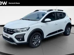 Blanc Utilisé 2022 Dacia Sandero Comfort Citadine | 14 990 € (Prix assez cher)