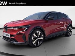Rouge Occasion 2022 Renault Megane E-Tech Techno Berline | 21 980 € (Bon prix)