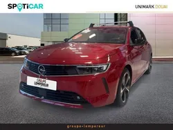 Rouge Utilisé 2023 Opel Astra Elegance | 26 990 € (Prix assez cher)