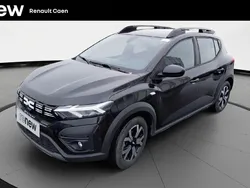 Noir Utilisé 2024 Dacia Sandero Expression Citadine | 16 990 € (Prix juste)