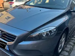 Utilisé 2015 Volvo V40 Break | 9 490 € (Prix cher)
