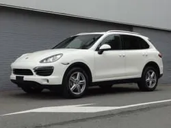 Blanc Utilisé 2010 Porsche Cayenne S SUV | 33 950 €