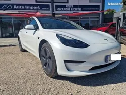 Blanc Utilisé 2022 Tesla Model 3 Standard Range Berline | 24 900 €