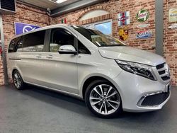 Gris Utilisé 2021 Mercedes V250 Avantgarde Monospace | 53 302 €