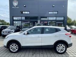 Blanc Utilisé 2015 Nissan Qashqai SUV | 8 990 € (Prix juste)