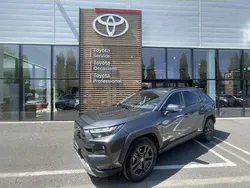 Utilisé 2022 Toyota RAV4 Hybrid SUV | 39 980 € (Prix juste)