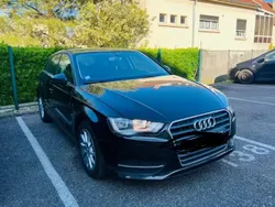 Noir Utilisé 2015 Audi A3 Sportback Attraction Berline | 9 700 €