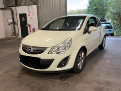 Beige Occasion 2011 Opel Corsa Cosmo Berline | 6 990 € (Prix assez cher)