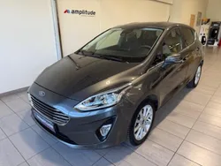 Gris Utilisé 2019 Ford Fiesta Titanium Citadine | 14 499 € (Prix juste)