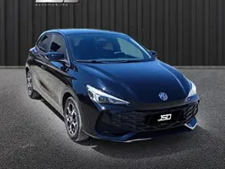 Noir Utilisé 2024 MG MG3 Luxury Citadine | 20 490 € (Prix juste)