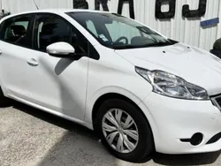 Utilisé 2014 Peugeot 208 Active Citadine | 7 410 € (Prix assez cher)