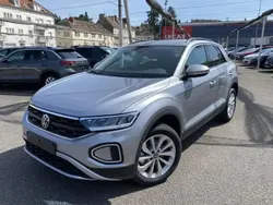 Gris Nouvelle 2025 VW T-Roc Life SUV | 32 490 €