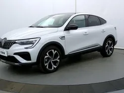 Blanc Utilisé 2024 Renault Arkana Techno SUV | 29 699 € (Prix cher)