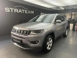 Gris Utilisé 2018 Jeep Compass Limited SUV | 12 990 € (Prix juste)