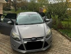 Utilisé 2011 Ford Focus Trend Berline | 4 200 € (Prix assez cher)