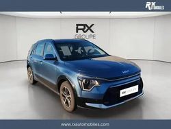Bleu Occasion 2024 Kia Niro SUV | 29 990 € (Prix juste)