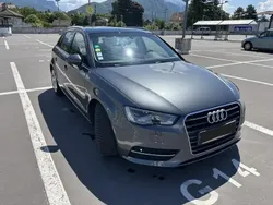 Gris Utilisé 2015 Audi A3 Sportback Ambition Berline | 12 000 €